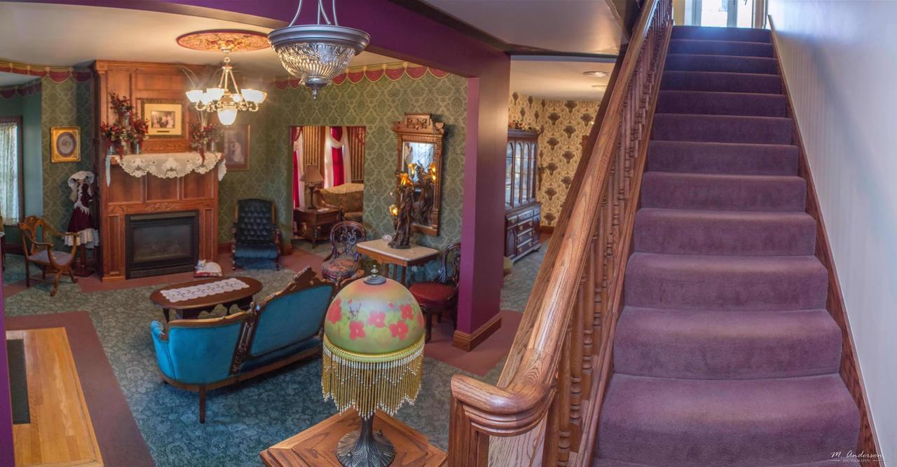 Rosberg House Bed & Breakfast Lindsborg Екстериор снимка