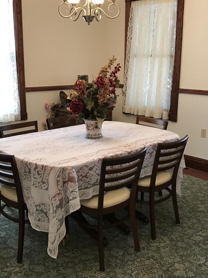 Rosberg House Bed & Breakfast Lindsborg Екстериор снимка