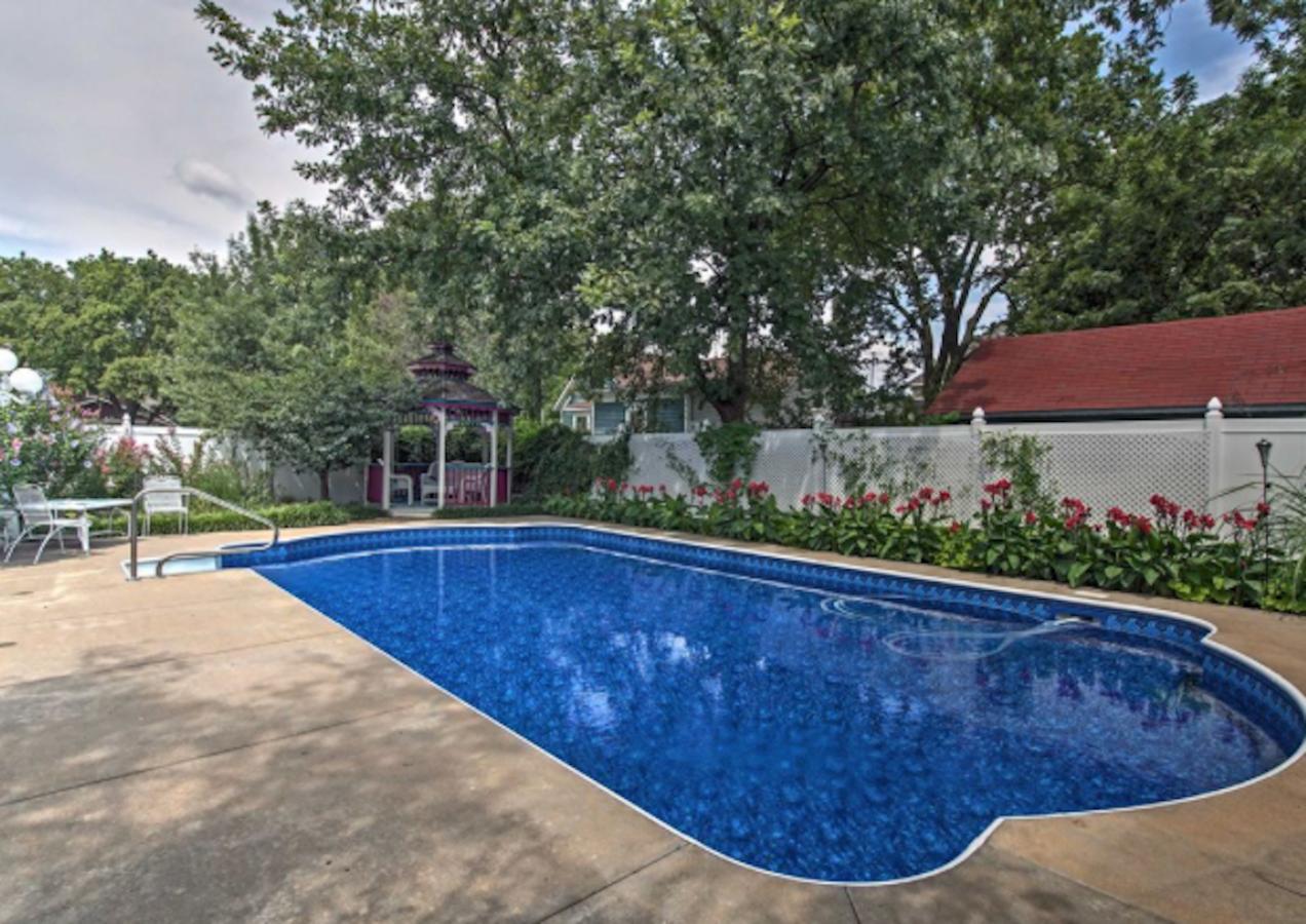 Rosberg House Bed & Breakfast Lindsborg Екстериор снимка