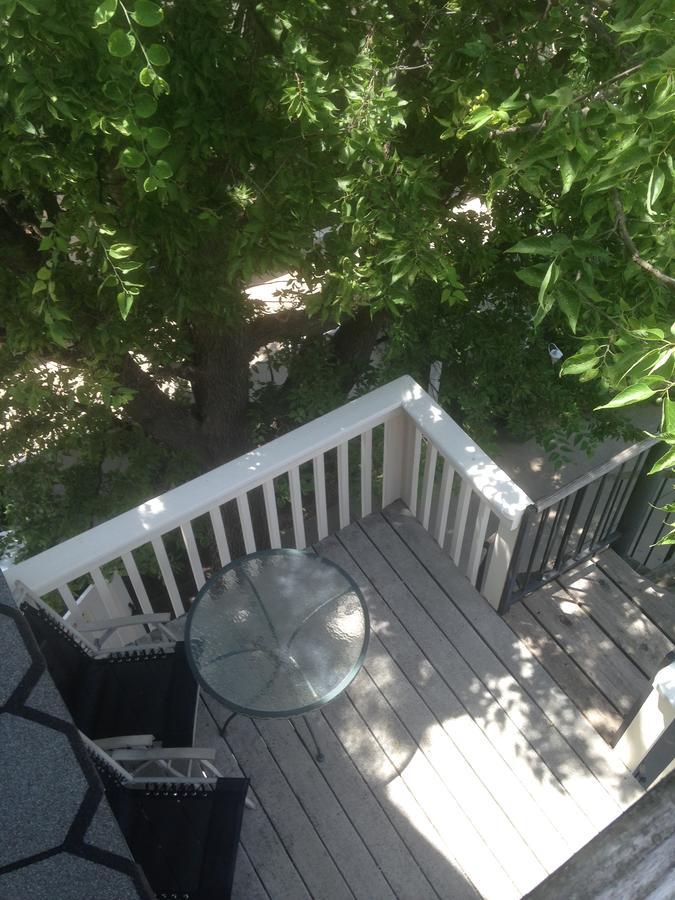Rosberg House Bed & Breakfast Lindsborg Екстериор снимка