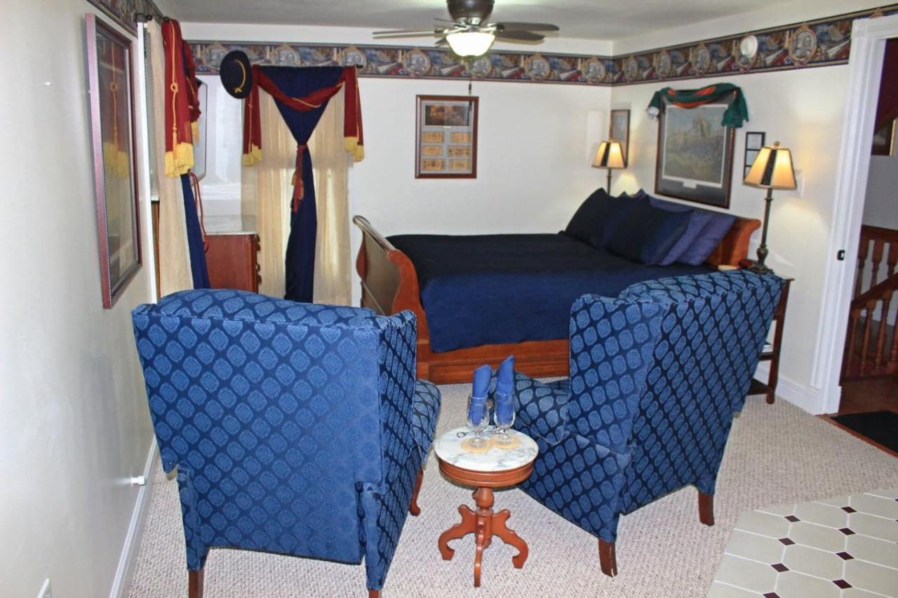Rosberg House Bed & Breakfast Lindsborg Екстериор снимка